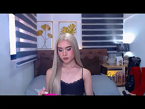 JuicyCockThea online show from April 2026 06:19:01 AM