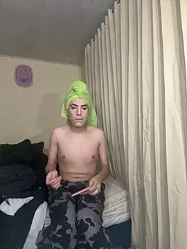 Snapshot of max_femboy chatting on February 2026 02:19:01 AM max femboy online show from February 2026 02:19:01 AM