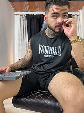Benjii Carter1 online show from April 2026 02:07:02 AM