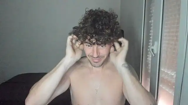 Snapshot of joaquin420_hot chatting on March 2026 07:21:01 AM joaquin420 hot online show from March 2026 07:21:01 AM