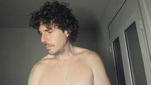 Snapshot of joaquin420_hot chatting on March 2026 03:47:01 AM joaquin420 hot online show from March 2026 03:47:01 AM