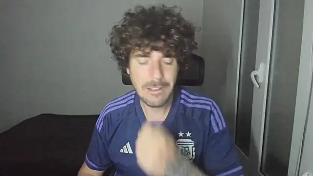 Snapshot of joaquin420_hot chatting on March 2026 04:53:01 AM joaquin420 hot online show from March 2026 04:53:01 AM