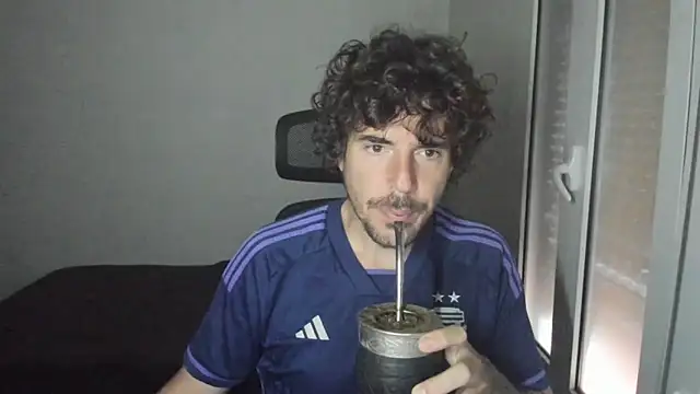 Snapshot of joaquin420_hot chatting on March 2026 07:45:01 AM joaquin420 hot online show from March 2026 07:45:01 AM