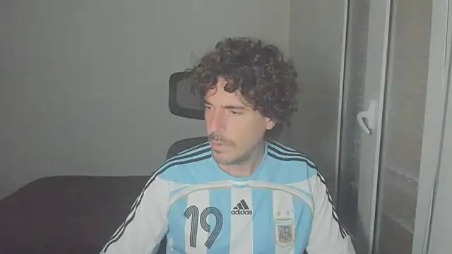 Snapshot of joaquin420_hot chatting on March 2026 06:17:01 AM joaquin420 hot online show from March 2026 06:17:01 AM