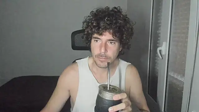 Snapshot of joaquin420_hot chatting on March 2026 06:18:02 AM joaquin420 hot online show from March 2026 06:18:02 AM