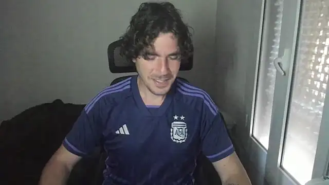 Snapshot of joaquin420_hot chatting on March 2026 04:29:02 PM joaquin420 hot online show from March 2026 04:29:02 PM