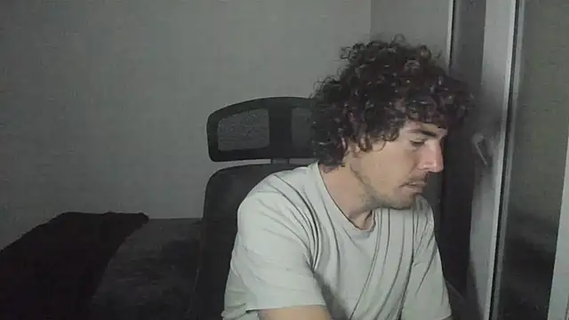 Snapshot of joaquin420_hot chatting on April 2026 03:59:01 AM joaquin420 hot online show from April 2026 03:59:01 AM