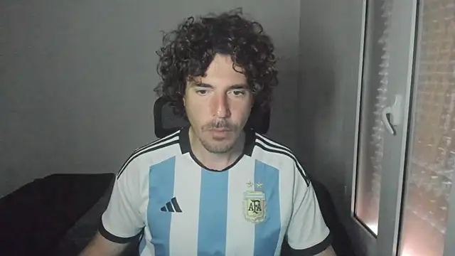 Snapshot of joaquin420_hot chatting on April 2026 05:59:01 AM joaquin420 hot online show from April 2026 05:59:01 AM