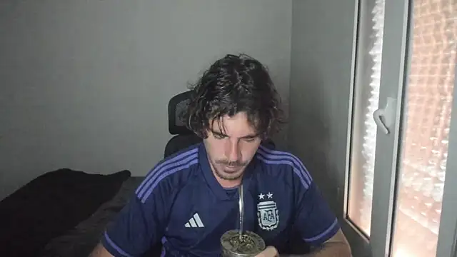 Snapshot of joaquin420_hot chatting on April 2026 07:36:02 AM joaquin420 hot online show from April 2026 07:36:02 AM