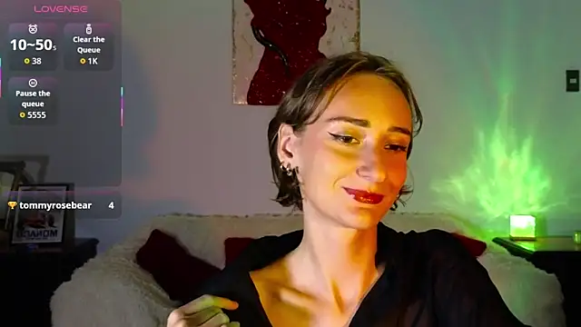 lexislexxx online show from May 2026 04:45:01 PM