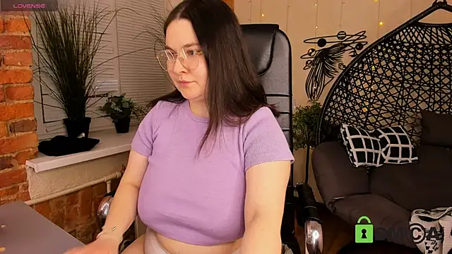 Mila melodyy online show from February 2026 03:31:01 PM