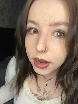 honey1peach online show from February 2026 12:27:01 PM