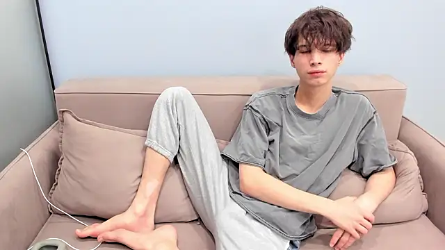 Ur NextDoor Boy online show from February 2026 06:47:02 PM