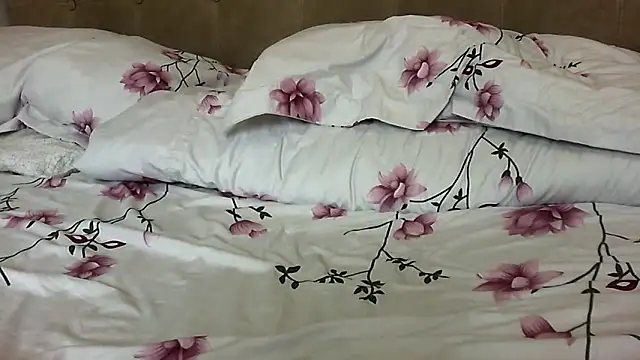 elyseblue online show from May 2026 03:41:01 PM