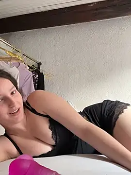 Mis-Elisa96 online show from May 2026 08:10:02 AM