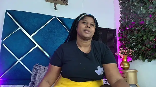 Snapshot of AlexaRousse4u chatting on April 2026 02:59:02 AM AlexaRousse4u online show from April 2026 02:59:02 AM