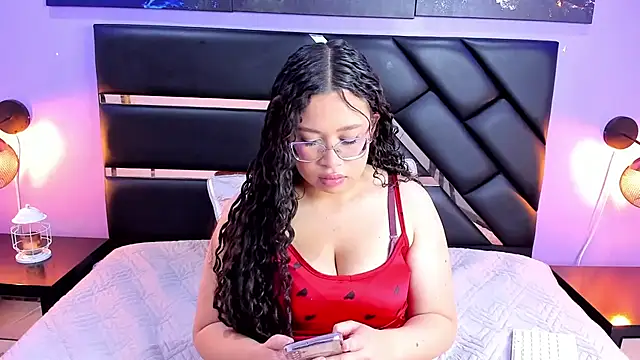 IvonyGarciia online show from April 2026 07:31:02 PM
