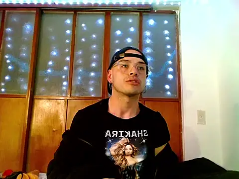 Snapshot of DanniHotBoy02 chatting on February 2026 03:11:01 AM DanniHotBoy02 online show from February 2026 03:11:01 AM