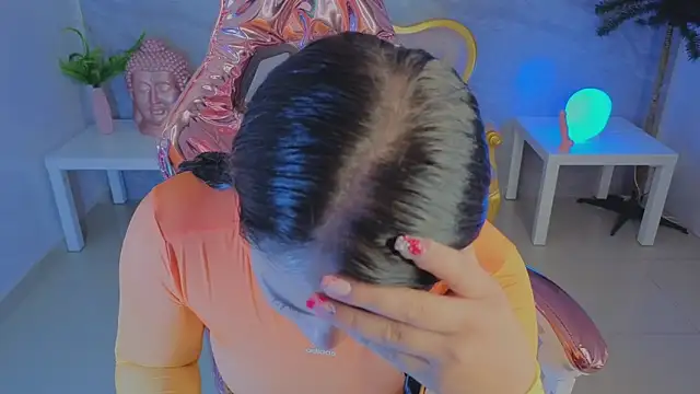 nati06 s online show from March 2026 01:04:01 PM