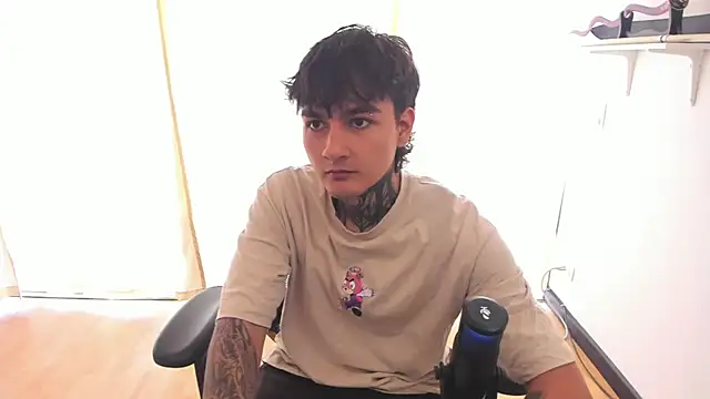 Snapshot of Your_Tao chatting on February 2026 05:43:01 PM Your Tao online show from February 2026 05:43:01 PM