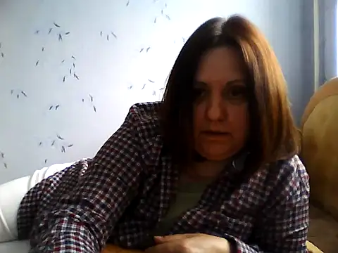 Snapshot of LockyCharm111 chatting on April 2026 11:27:02 AM LockyCharm111 online show from April 2026 11:27:02 AM