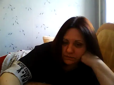 Snapshot of LockyCharm111 chatting on May 2026 04:48:02 PM LockyCharm111 online show from May 2026 04:48:02 PM