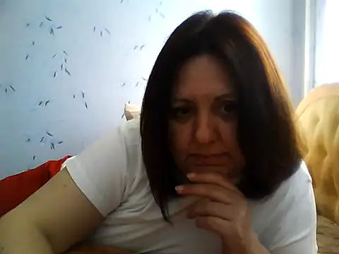 Snapshot of LockyCharm111 chatting on May 2026 01:27:02 PM LockyCharm111 online show from May 2026 01:27:02 PM