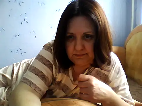 Snapshot of LockyCharm111 chatting on May 2026 06:07:01 AM LockyCharm111 online show from May 2026 06:07:01 AM