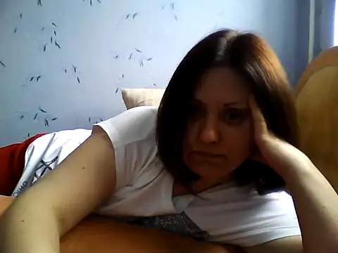 Snapshot of LockyCharm111 chatting on May 2026 09:38:02 AM LockyCharm111 online show from May 2026 09:38:02 AM