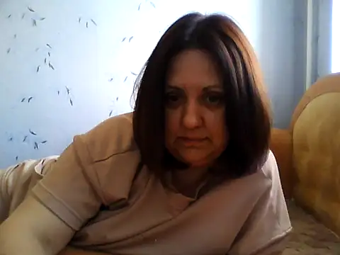 Snapshot of LockyCharm111 chatting on May 2026 04:24:02 PM LockyCharm111 online show from May 2026 04:24:02 PM