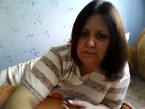Snapshot of LockyCharm111 chatting on July 2026 04:24:01 PM LockyCharm111 online show from July 2026 04:24:01 PM