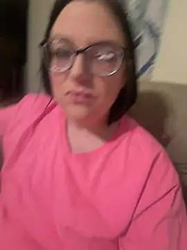 FreaksOffALeash3261 online show from May 2026 03:36:02 AM