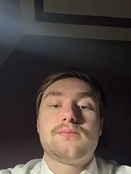 Snapshot of Artyy87 chatting on February 2026 10:33:01 PM Artyy87 online show from February 2026 10:33:01 PM