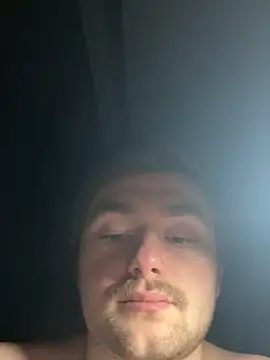 Snapshot of Artyy87 chatting on February 2026 08:17:02 PM Artyy87 online show from February 2026 08:17:02 PM