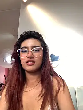 VelariaSoft online show from March 2026 01:27:01 PM