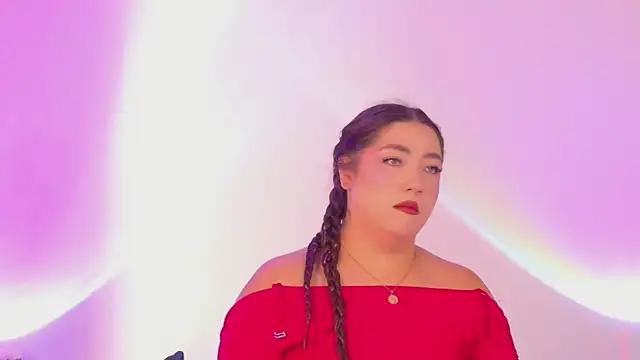 Hannah-Prada online show from June 2026 11:36:01 AM