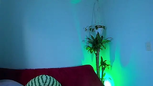 sara-jules online show from March 2026 11:35:01 AM