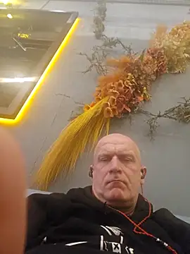 sk8brd snwbrd no snitch online show from February 2026 12:56:02 PM