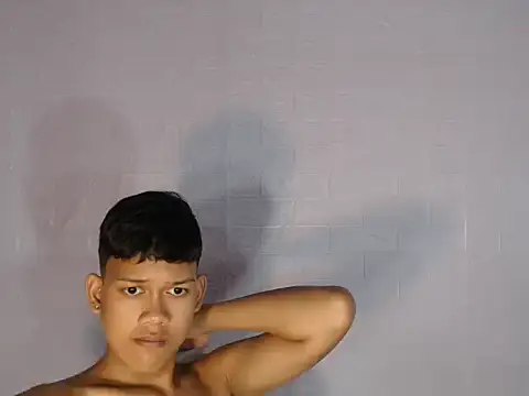 UrAsian Turjak online show from April 2026 02:26:02 AM