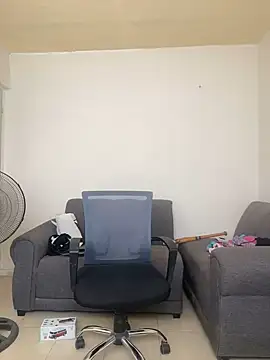 JeanneDuval8888 online show from May 2026 10:39:01 PM