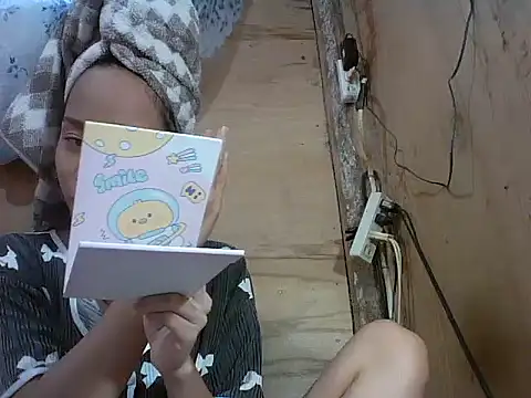 Snapshot of Asianpinay_Skinny1818 chatting on February 2026 01:15:02 AM Asianpinay Skinny1818 online show from February 2026 01:15:02 AM