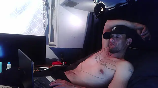 Snapshot of CharmedMoment62 chatting on February 2026 03:25:02 AM CharmedMoment62 online show from February 2026 03:25:02 AM