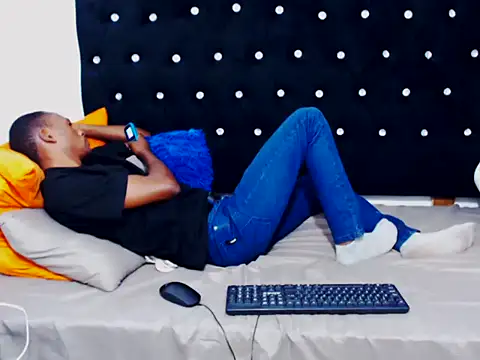 NtandoXx online show from April 2026 08:56:01 AM