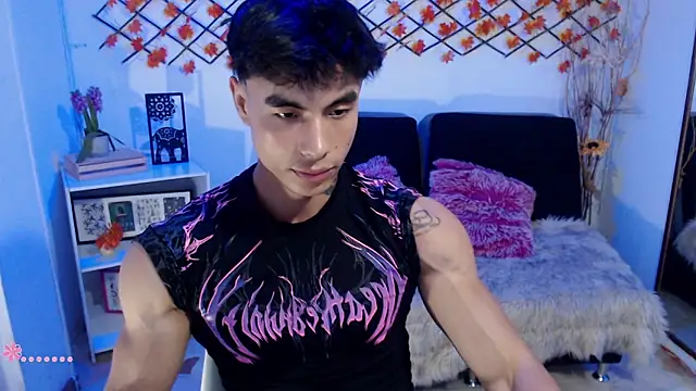 IanWest  online show from May 2026 08:39:01 PM