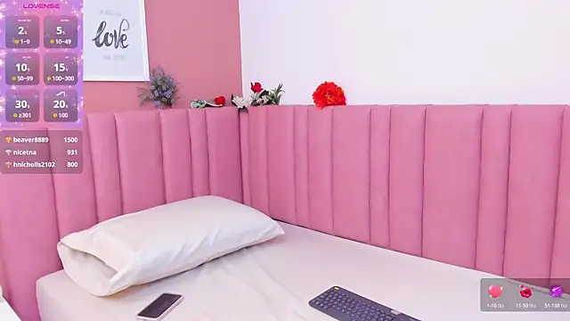 iris cuteface online show from May 2026 11:59:02 AM