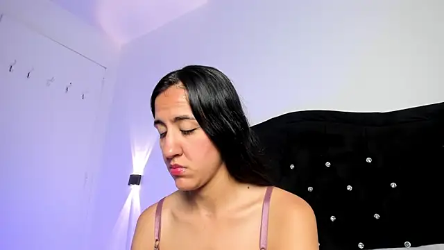 gisell antonella online show from May 2026 12:54:02 PM