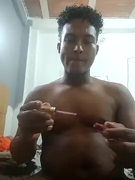 Snapshot of Noahlang_01 chatting on February 2026 01:08:02 PM Noahlang 01 online show from February 2026 01:08:02 PM