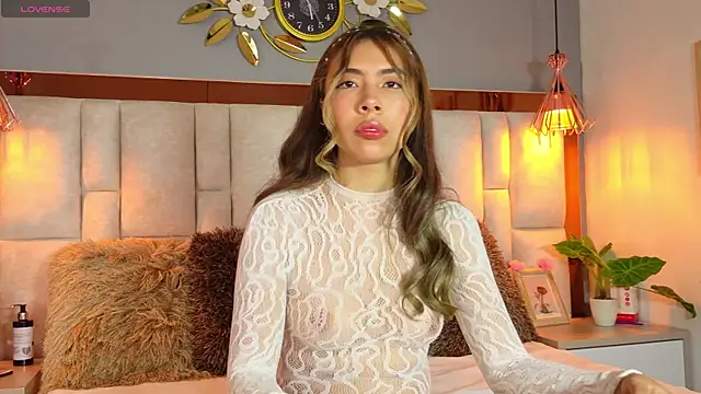 ValeryGomezz online show from July 2026 03:18:02 PM