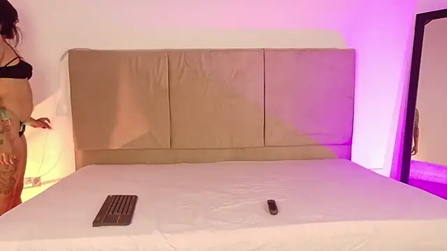 Snapshot of AlexLamunequita chatting on February 2026 10:55:01 PM AlexLamunequita online show from February 2026 10:55:01 PM