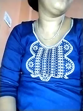 Nency Love143 online show from April 2026 06:49:02 PM